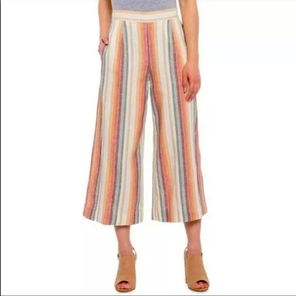 Beachlunchlounge Stripe MultiColor Beige Red Blue Linen Crops